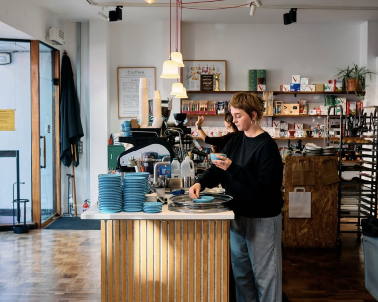 Deal's pop-up cafe
