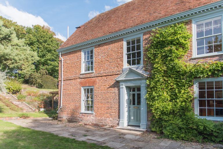 Stone Hall Farmhouse, Deal | Holiday Homes with Tennis Courts in Kent
