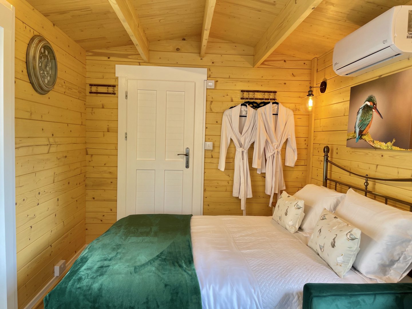 Willow Tree Lodge image