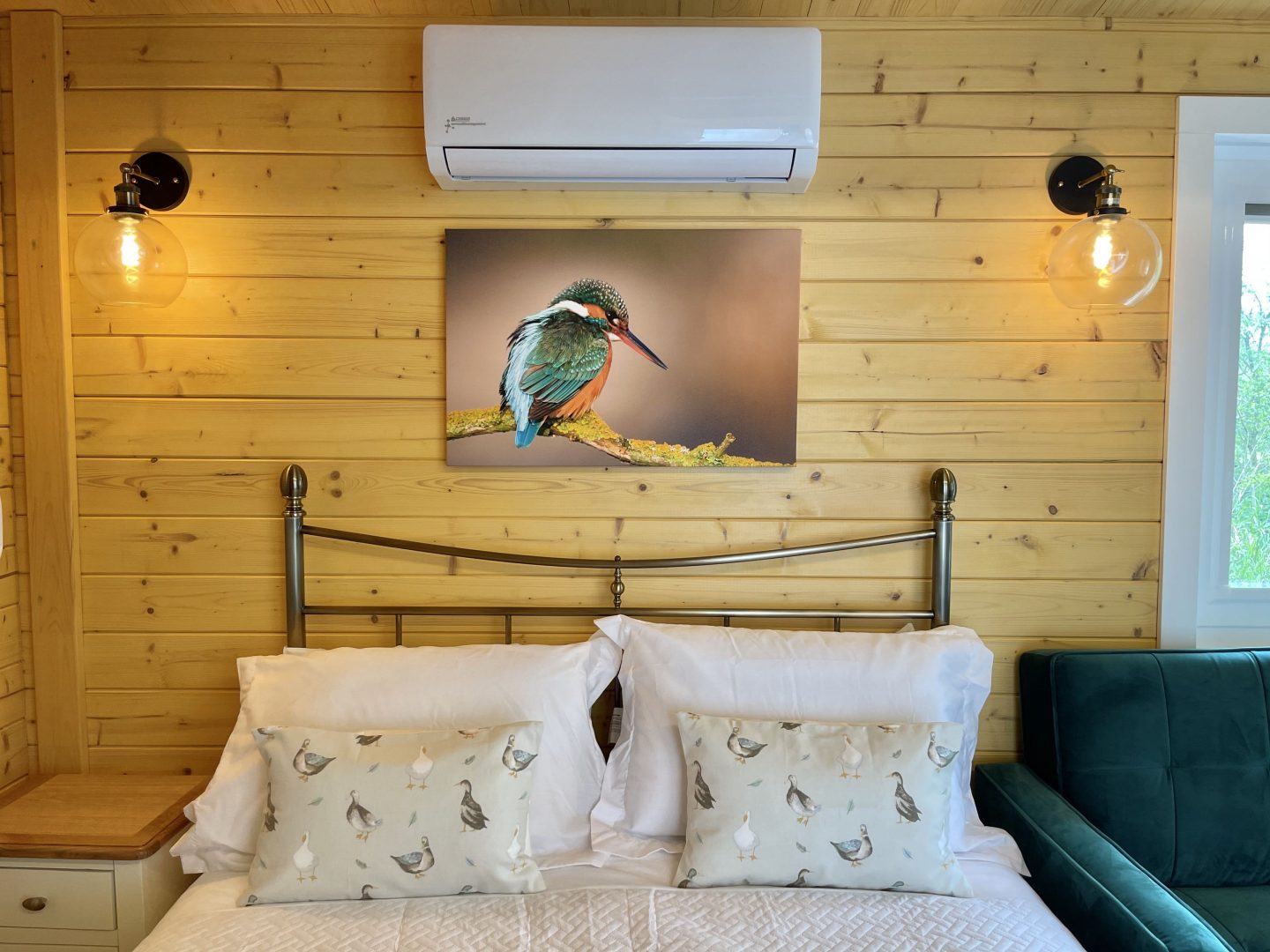 Willow Tree Lodge image