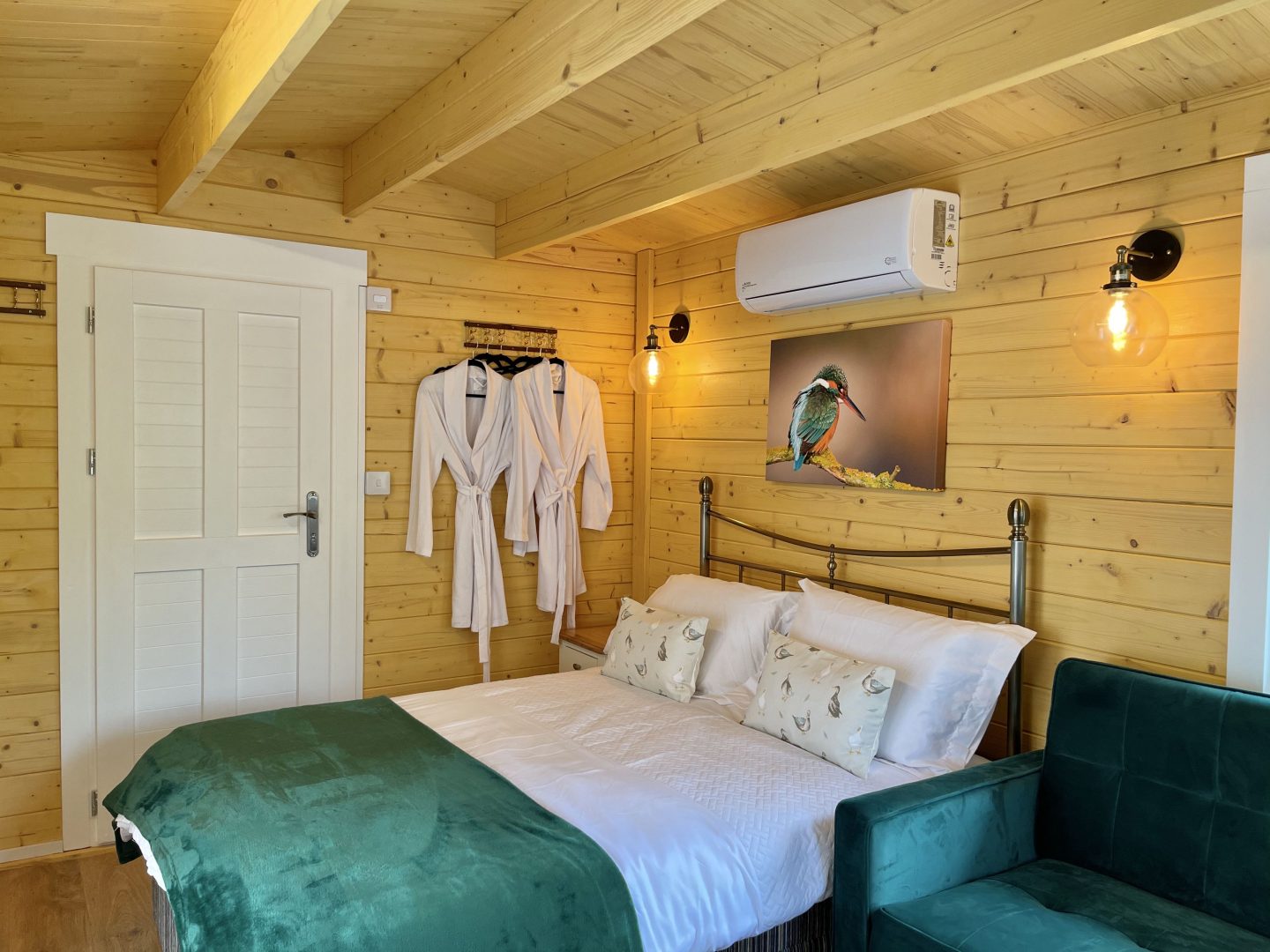Willow Tree Lodge image