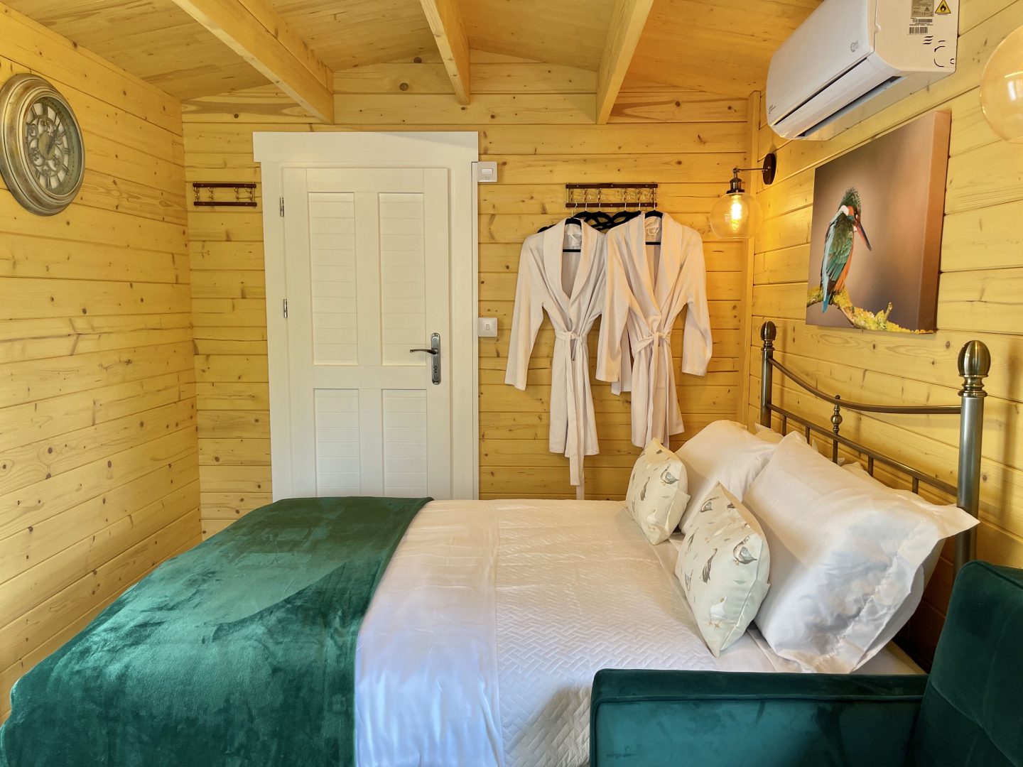 Willow Tree Lodge image