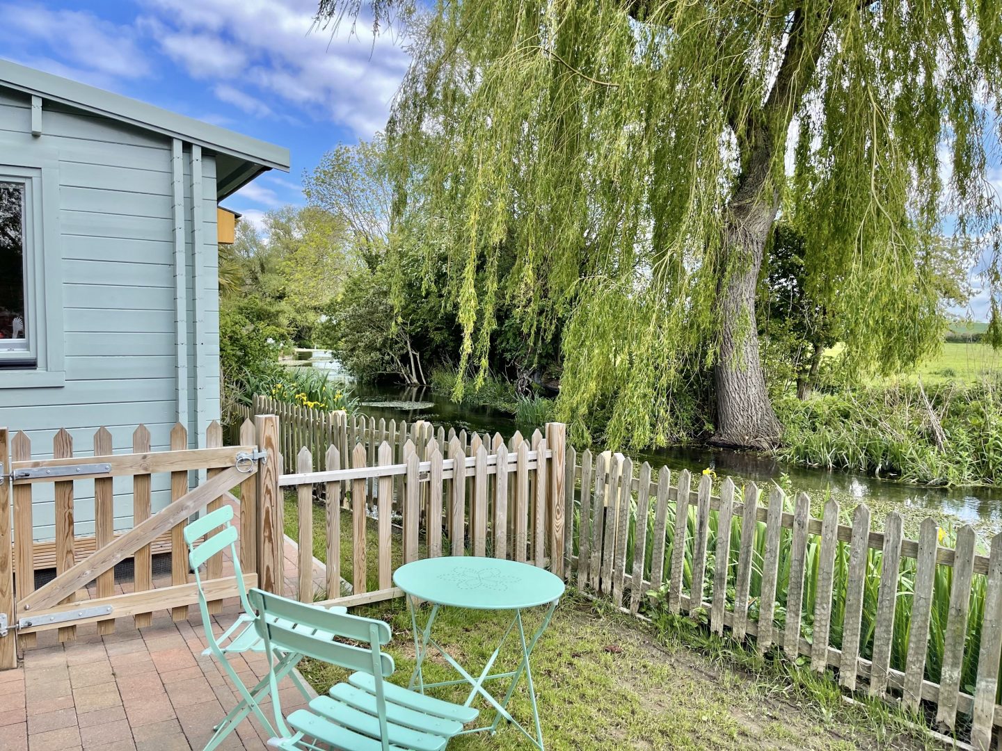 Willow Tree Lodge image