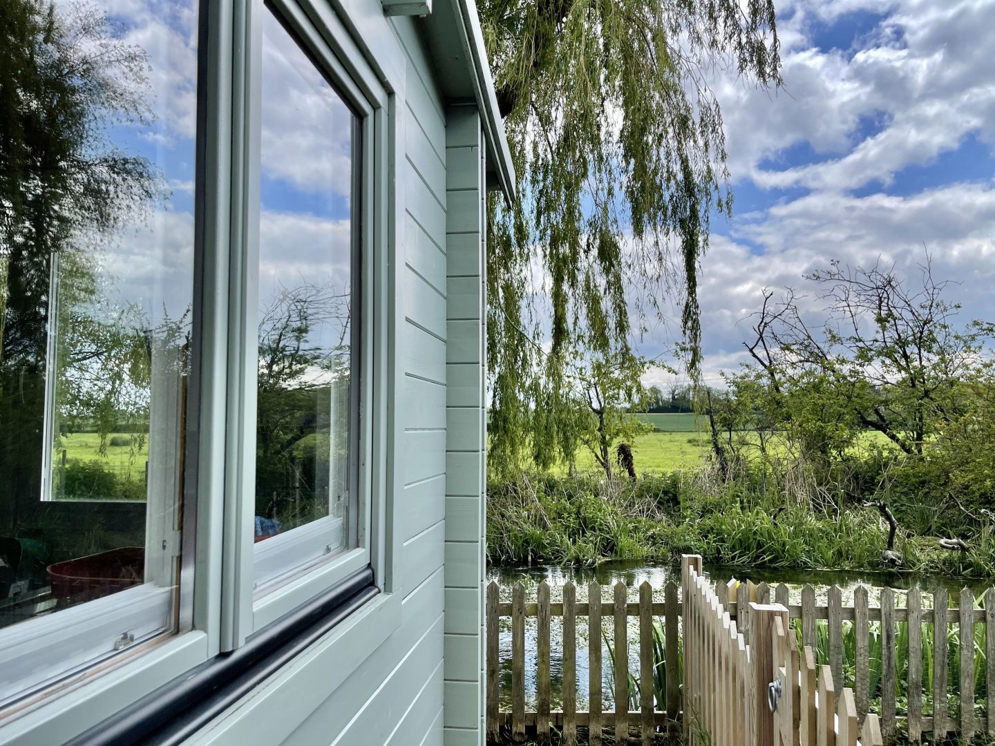 Willow Tree Lodge image