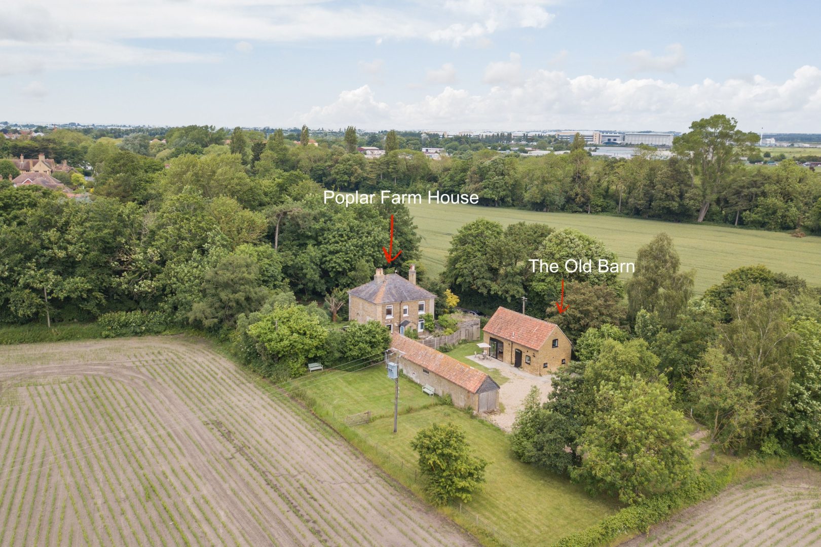 Poplar Farmhouse & Barn image