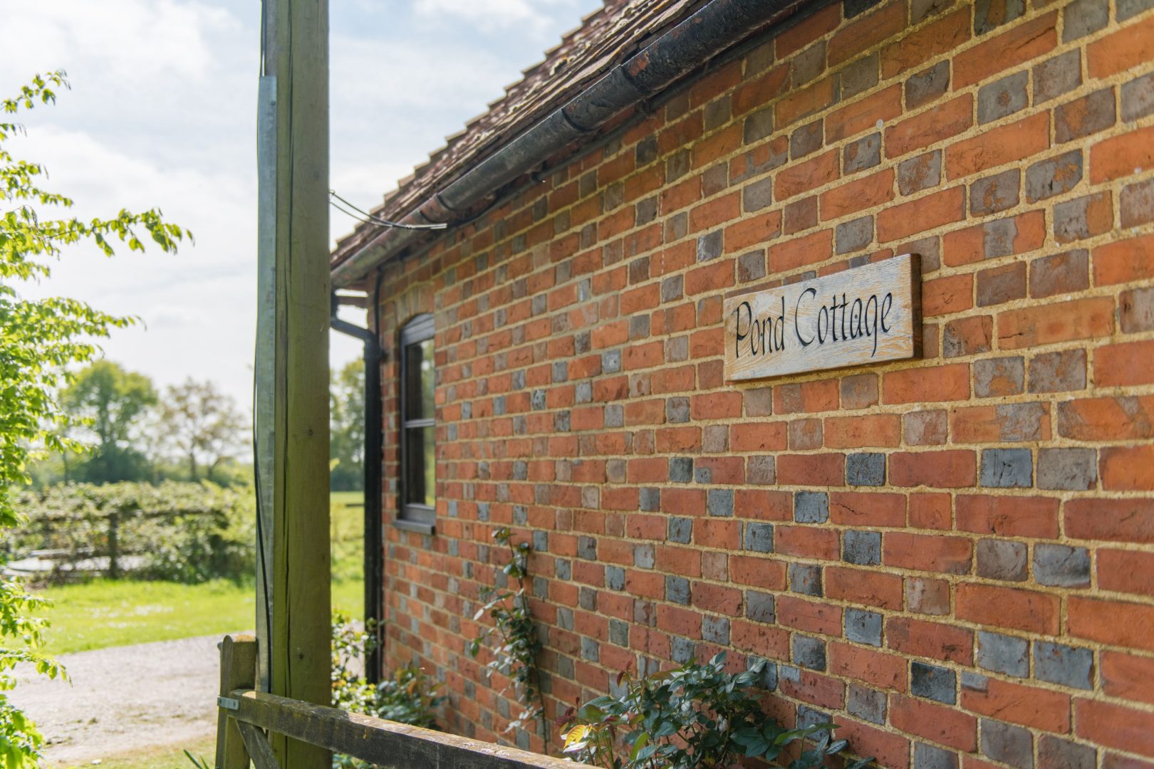 Pond Cottage image