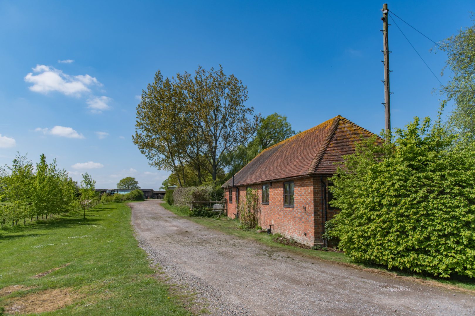 Pond Cottage image
