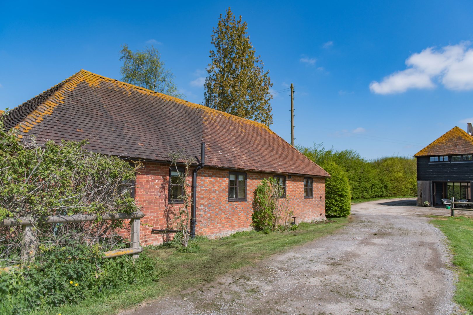 Pond Cottage image