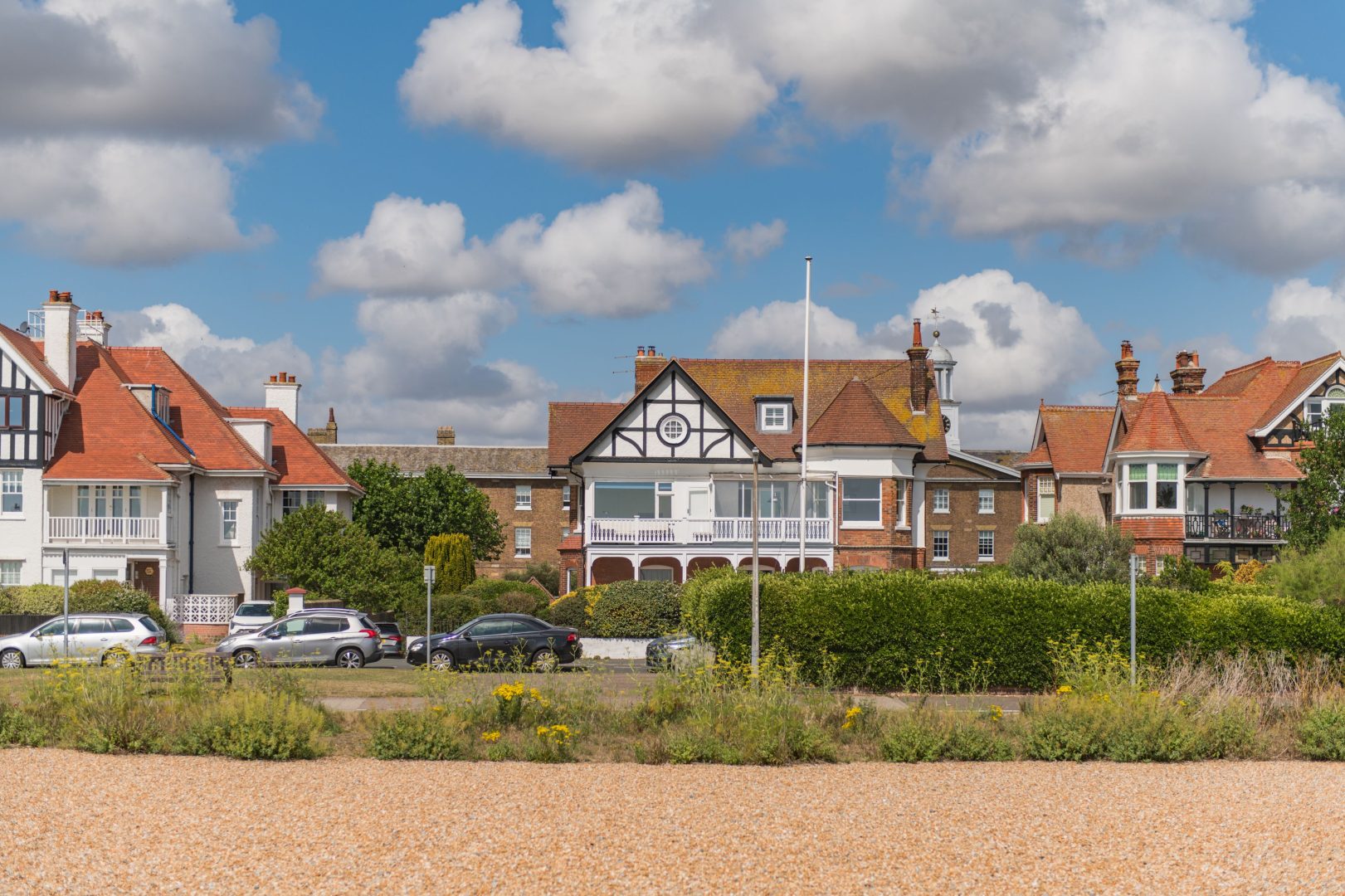 Holmwood image