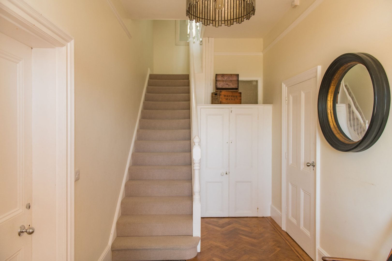Holmwood image