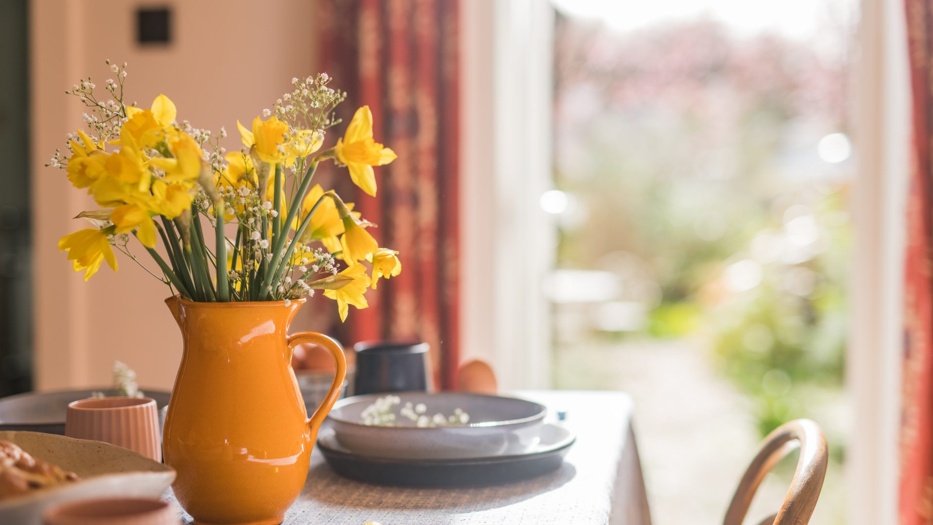Easter table in Kingsdown at a Keepers Cottages holiday home in Kent