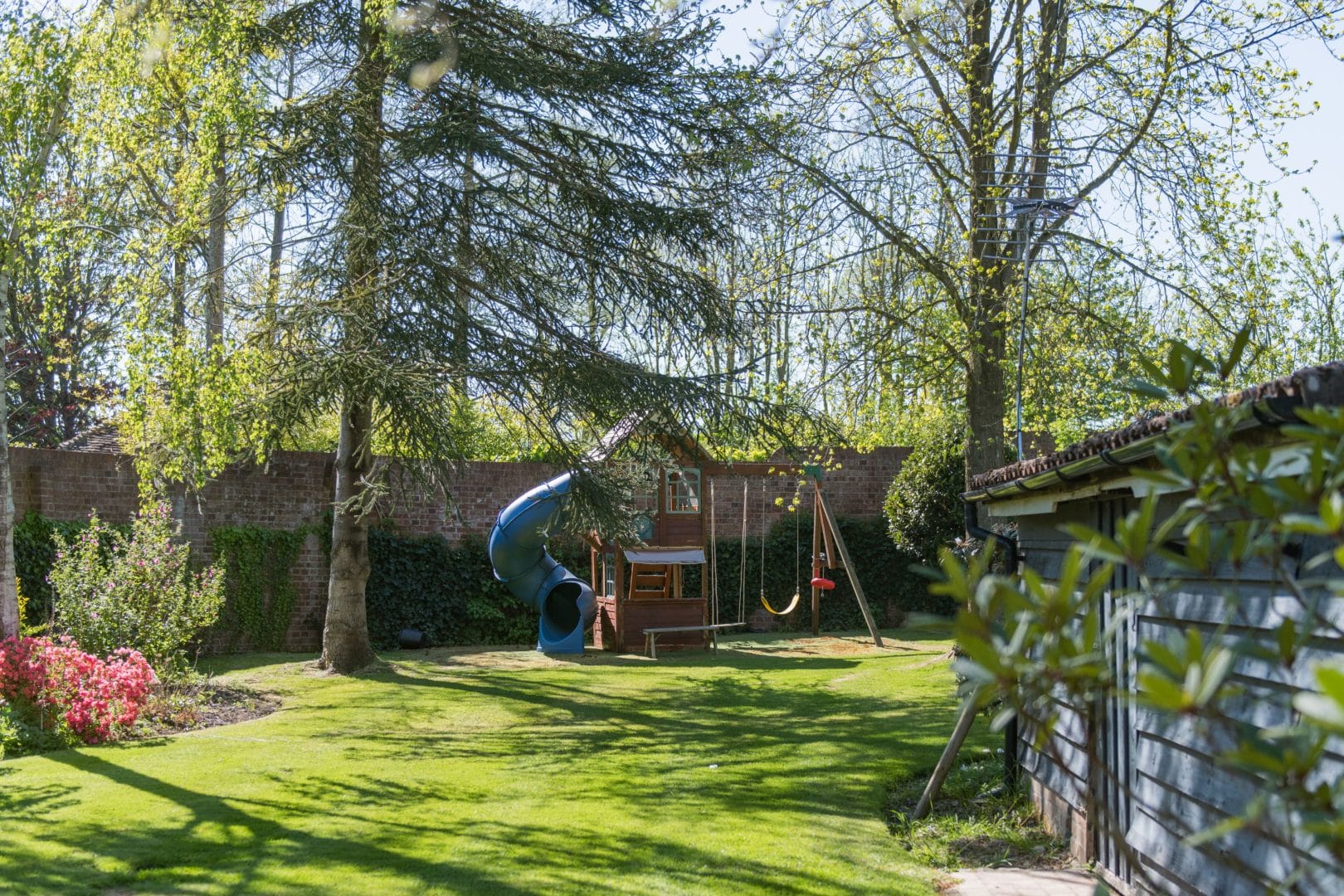 Lanes End image