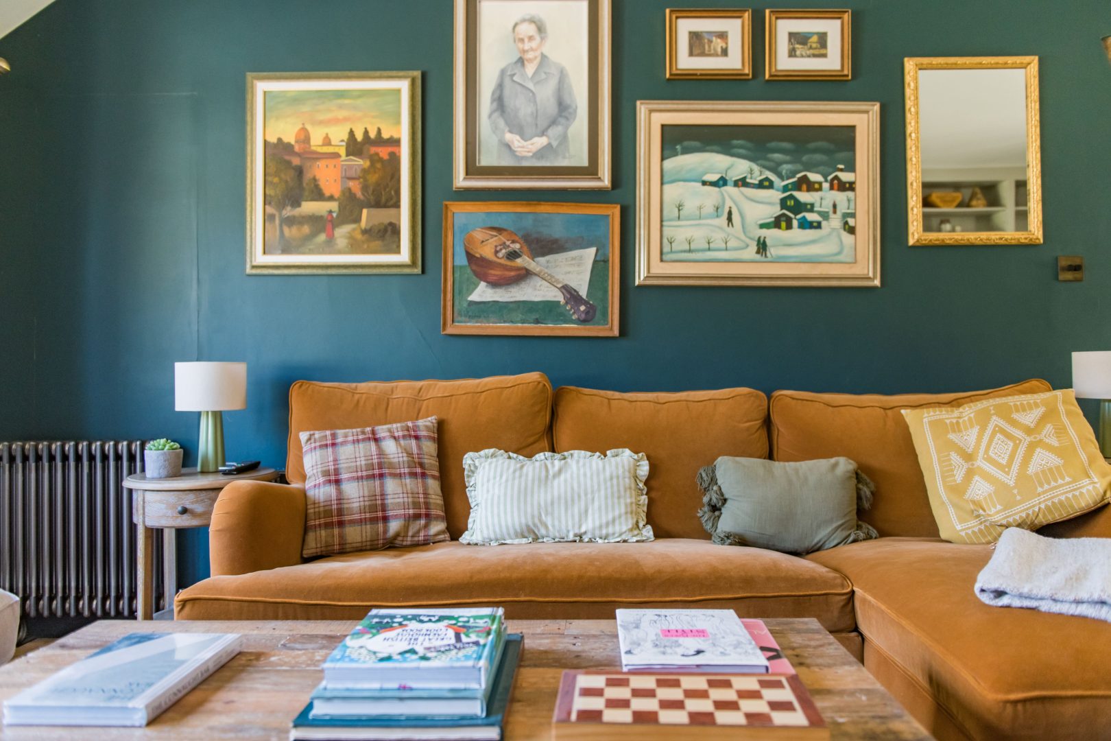 Droveway House image