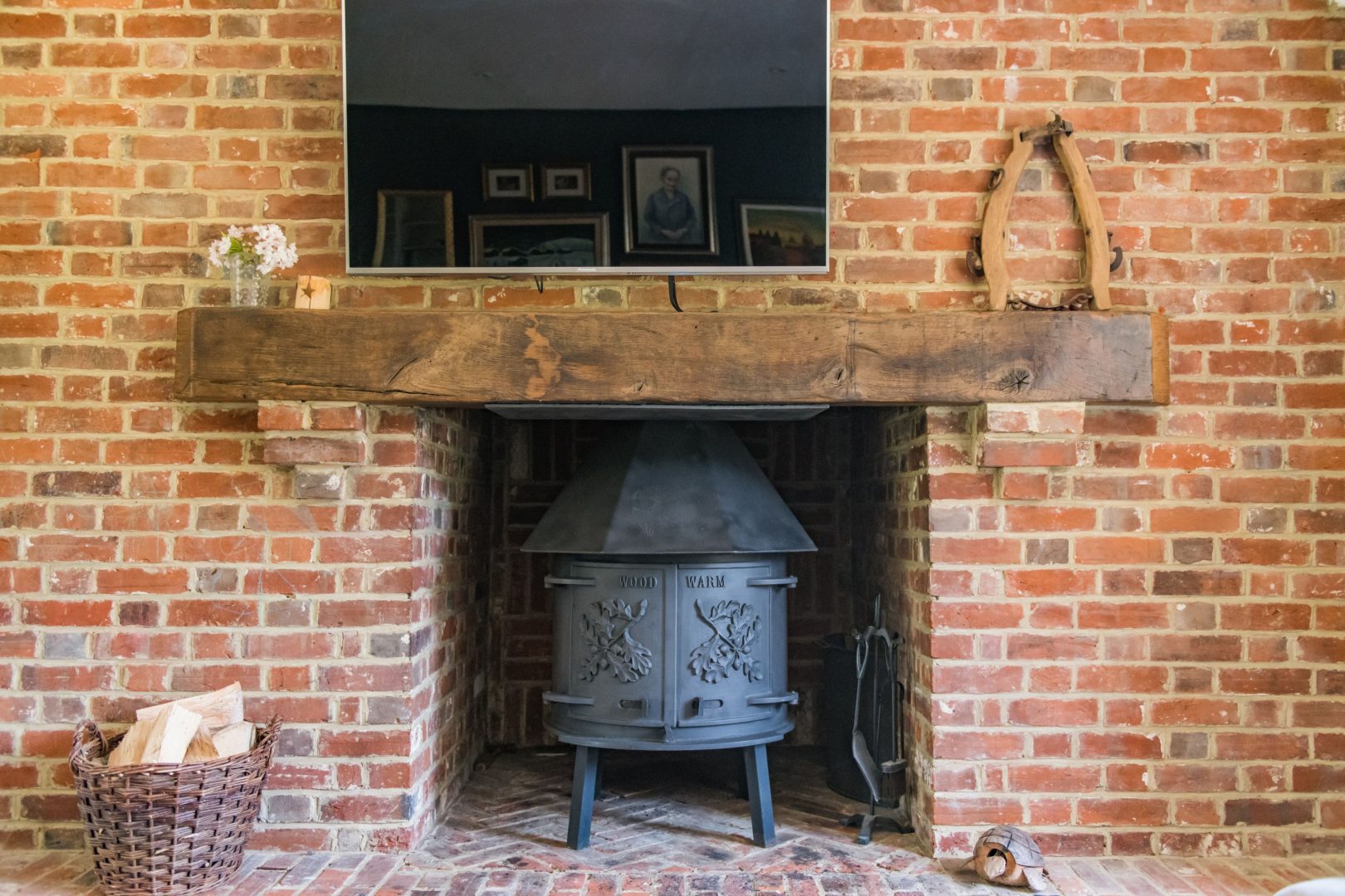 Droveway House image