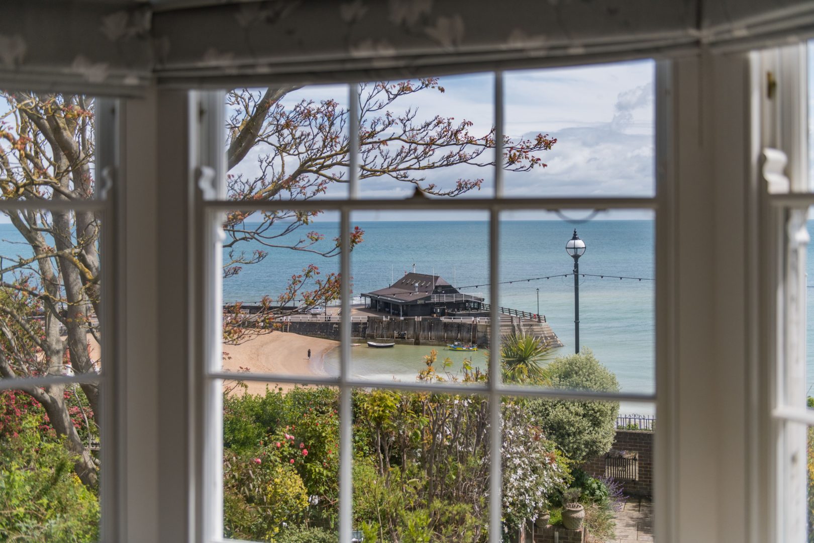 Bay View House image