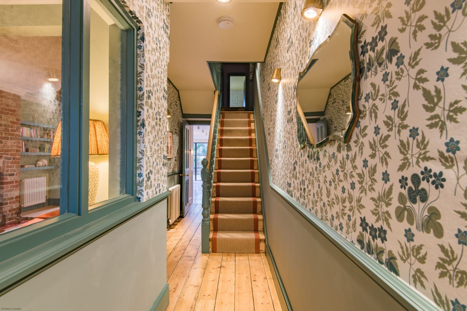 Ravenscourt image