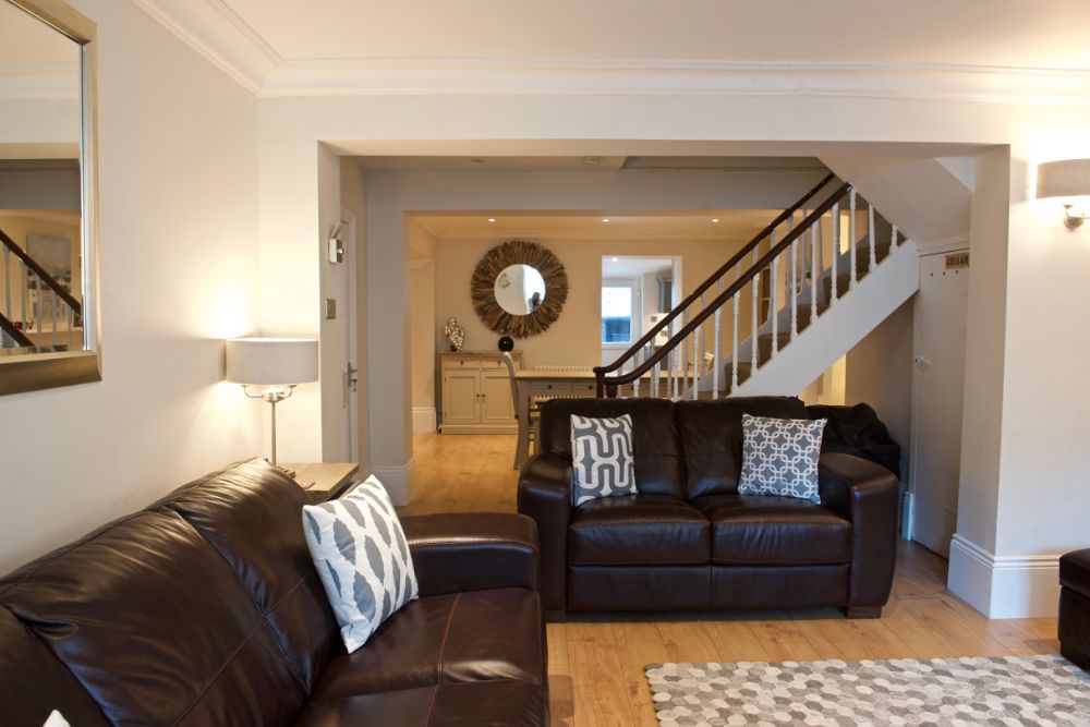 Malvern House image
