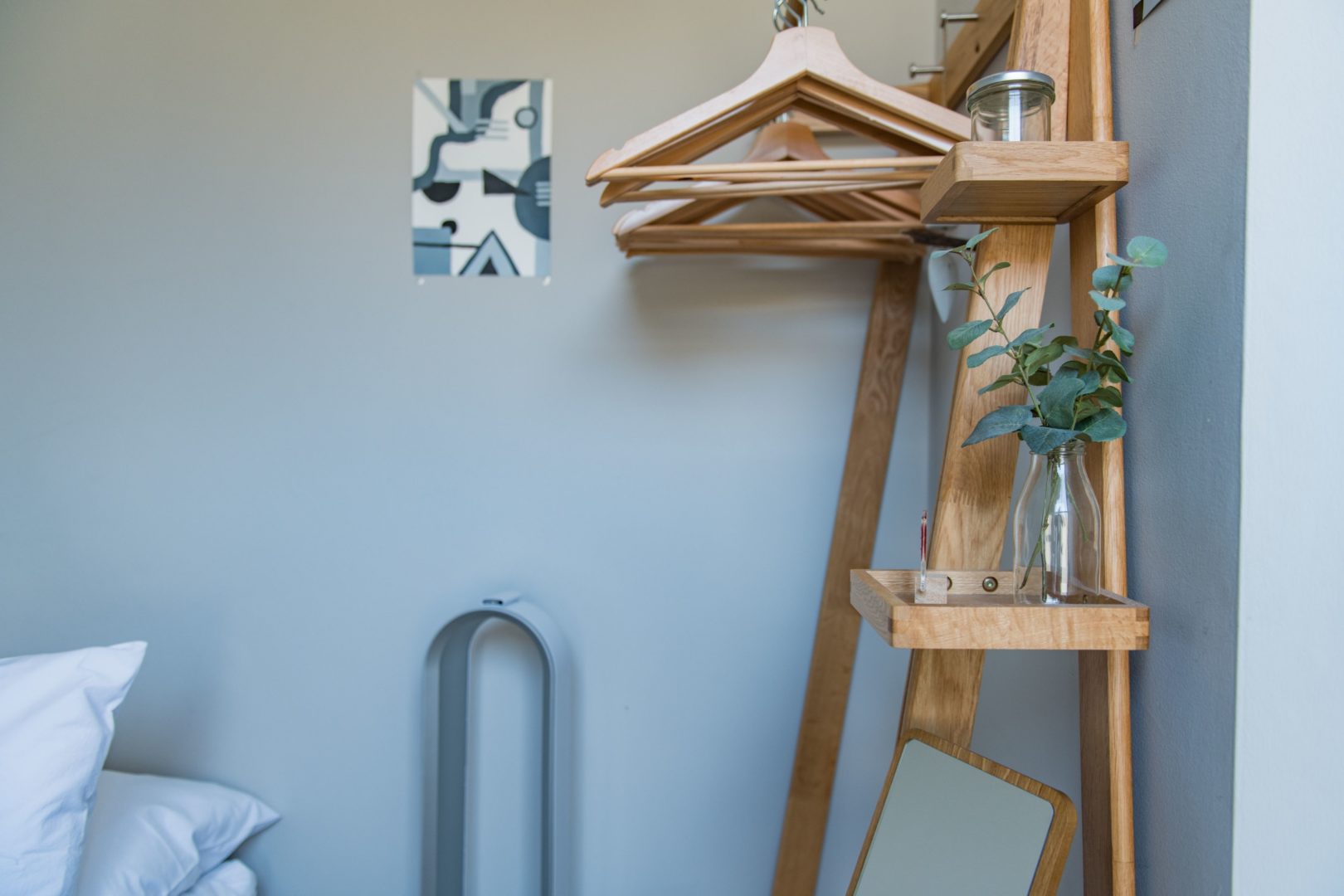 Penny Farthing Cottage image