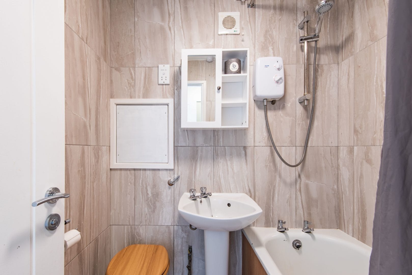 Kingsdown Chalet 5 image