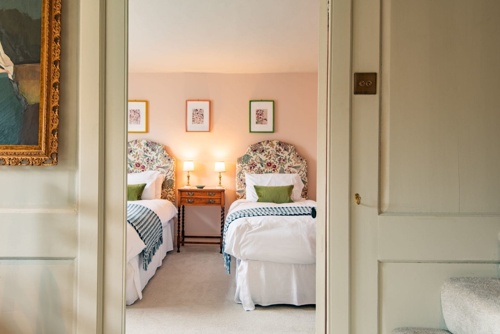 Ivy House image