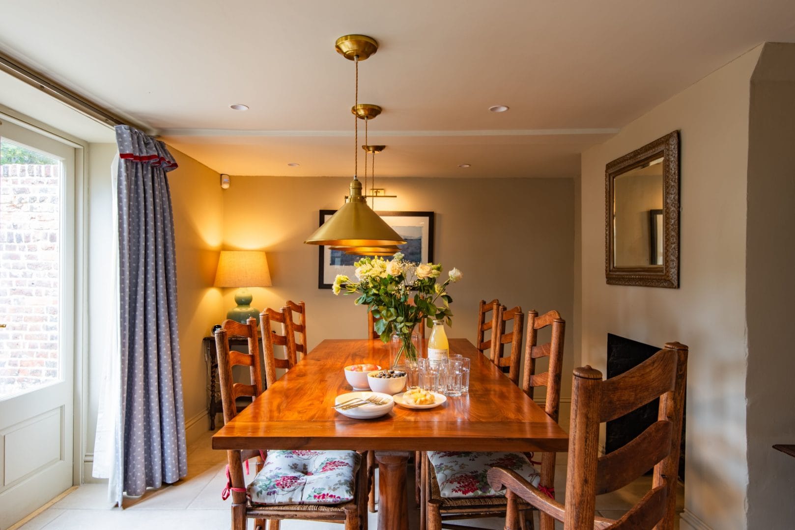 Ivy House image