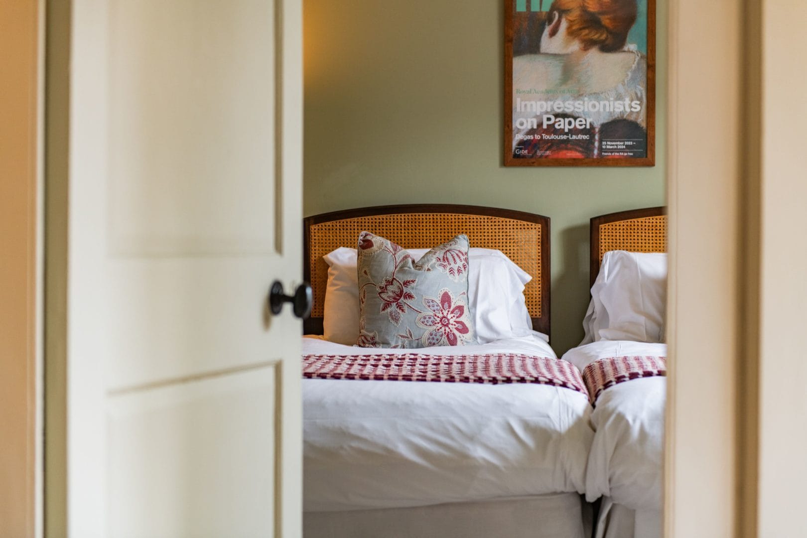 Ivy House image