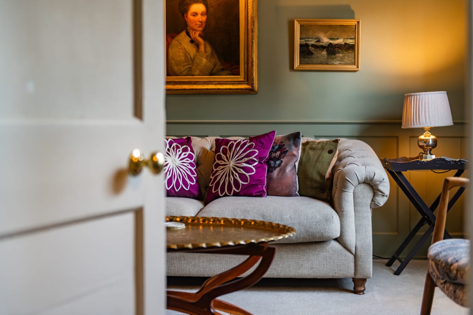 Ivy House image